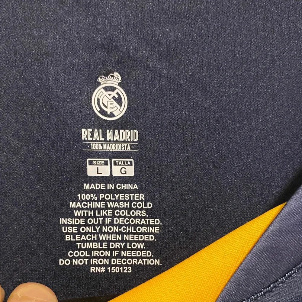 Real Madrid Navy & Yellow Soccer Jersey - Picture 2 of 2